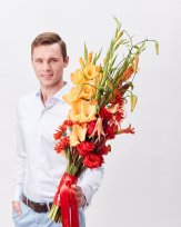 Коллекция Август. Яркий высокий букет для стильных мужчин